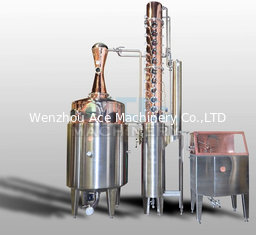 China 600L Moonshine/Whiskey/Vodka Copper Distiller Spirit Distiller supplier