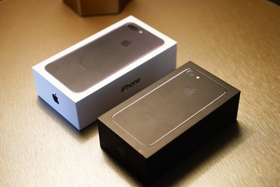 Apple iPhone 7 Plus - 256GB - Jet Black (AT&T) Smartphone
