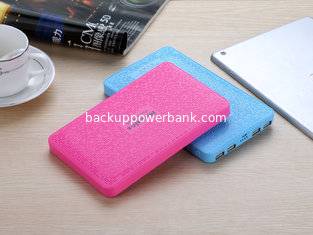 China 8000mAh Li-polymer Power Bank Dual USB Dual Color Gift Power  Bank For 5V Devices supplier
