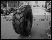 China high quality factory cheap price 14-17.5 industrial skid steer tire