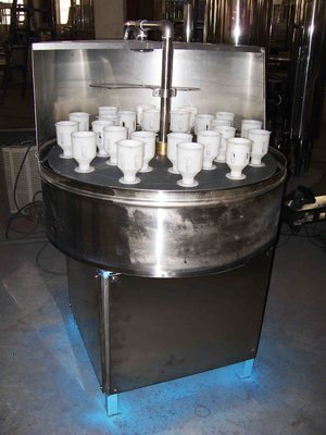 China semi automatic glass bottle washing machine supplier