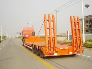 China 13m 2 axles 70T Tire Exposed Low Bed Semi-Trailer-9703TDLT supplier