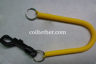 China Yellow Color Casino-Jogger Coil Key Ring Bungees Stretchable Coil w/Black Trigger Snap supplier