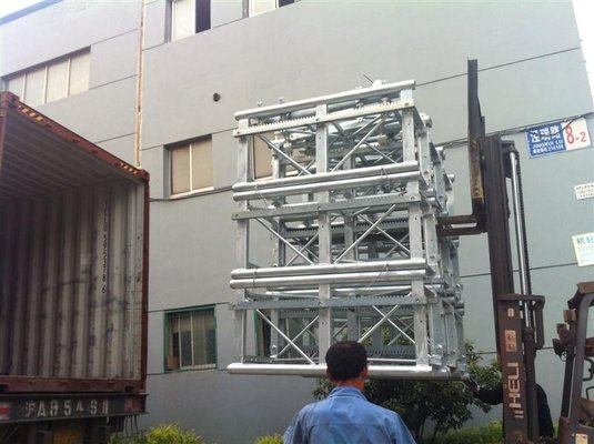 China 1000 kg × 2 Double Cage Industrial Elevators with Lifting Height 150 m supplier