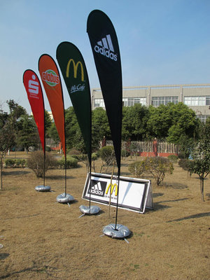 China Waterproof / UV protection advertising feather beach , Digital Printing flags banners supplier