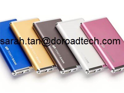 Power Bank 6800mah Ultra Thin Metal External USB Battery Charger for Smart Phone