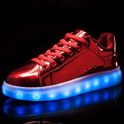 China Endurable Adult Light Up Shoes , Sneakers With Light Up Soles Wear - Resistant supplier