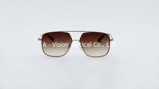 China Men's Polarized Sunglasses Durable Metal Frame for Fishing Driving Golf Double bridge Eyeglasses UV 400 protection supplier