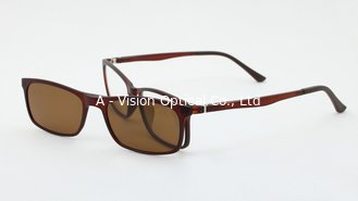 China Unisex Clip-on Sunglasses Polarized Frameless Rectangle Lens Flip Up Clip on Prescription Sunglasses Eyeglass supplier