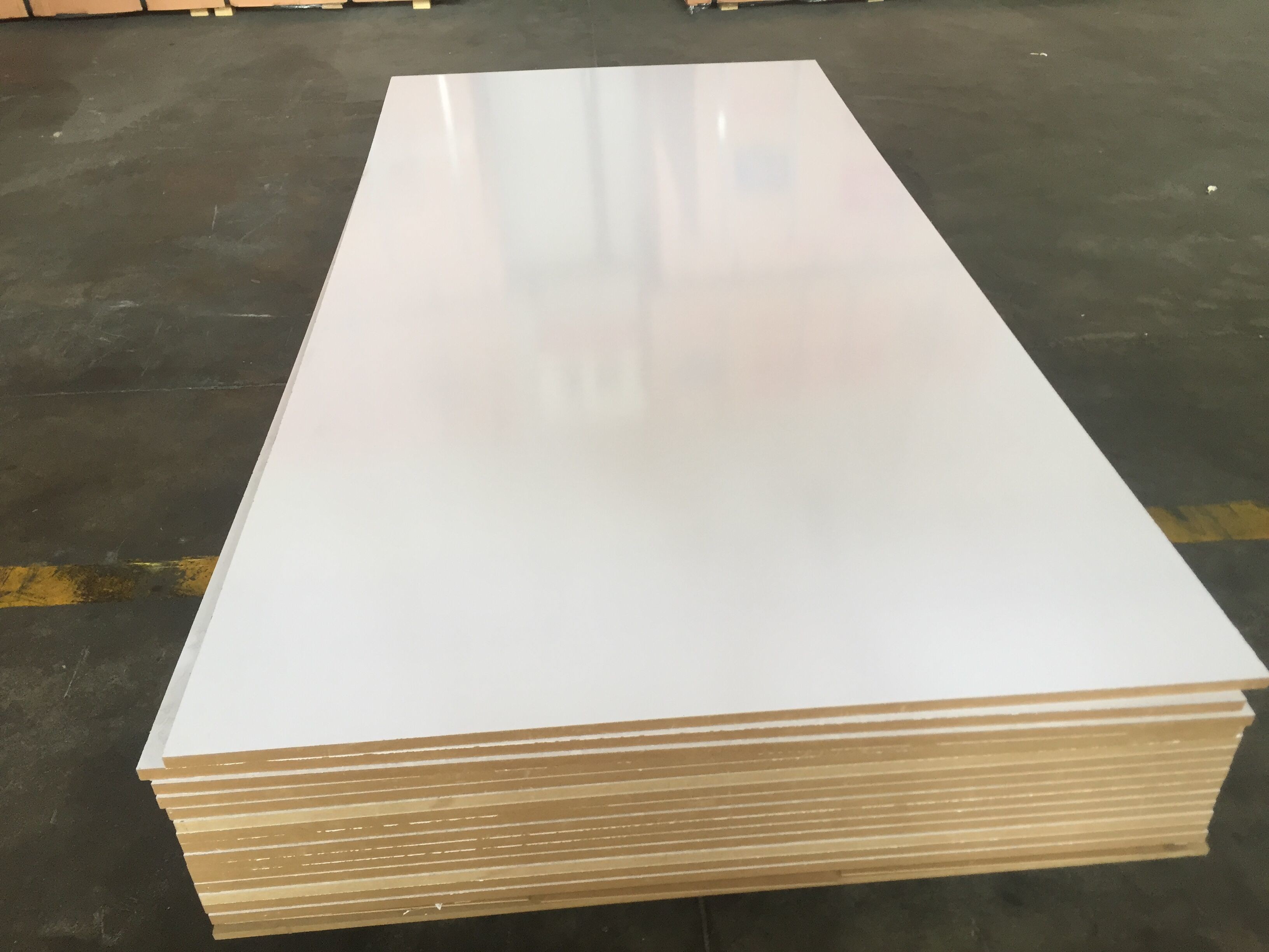 best quality white melamine colors faced mdf 3mm in sale