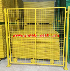 Wire mesh fence pvc coated metal fencing green yellow red colour