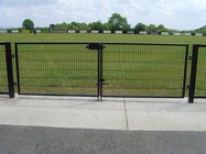 Electric galvanized welded wire mesh fence / PVC coated wire fence panels/ powder coated wire fence panel