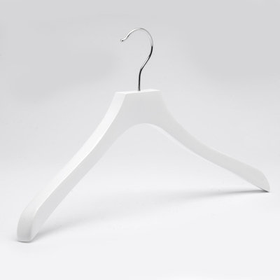 China white coated  shirt for women  wooden hanger supplier