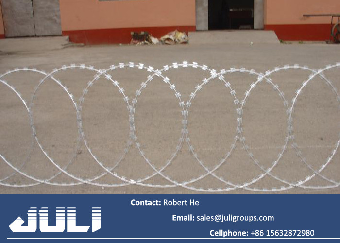 BTO22 compacted flat wrapped razor wire for fencing top security