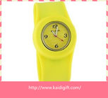 New fashion vogue woman colorful watch, cheap custom silicon watch wholesale
