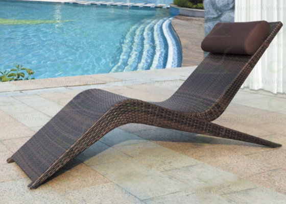 Outdoor Chaise Lounges S-shape Swimming Pool Furniture Wicker Sun Lounger