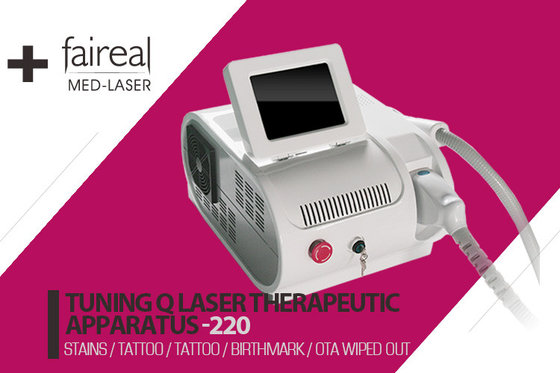 China Tattoo Removal Q-Switched ND Yag Laser Machine 1064nm &amp; 532nm Wave Length supplier