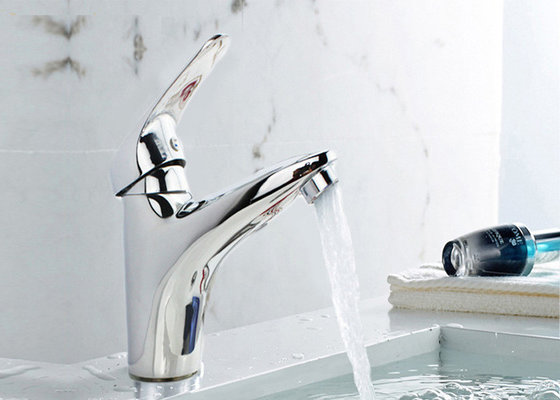 China Brass Sinlge Hole Basin Faucet from facet factory directly just need USD8.5/PC supplier
