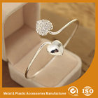 China Simple Elegant White Metal Bangles Personalised Heart Shaped Bracelet distributor