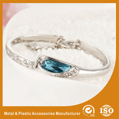 China Fashion Thin Metal Bangles Bracelets With A Blue Stone 18K Gold Jewelryon sales