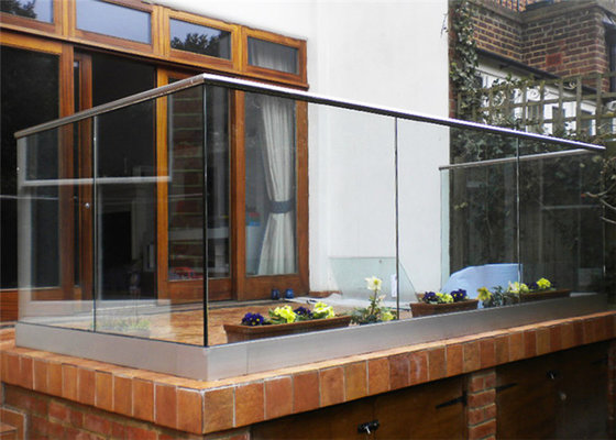China Customized aluminum glass balustrade design/U channel glass railing supplier