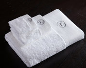 Wholesale Custom Embroidered Logo White Luxury Hotel Towels Bath Set 100% Cotton Towel