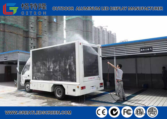 China P5 Outdoor Truck Mounted Led Display Video Wall , 7000cd Advertising Mobile Led Signs supplier