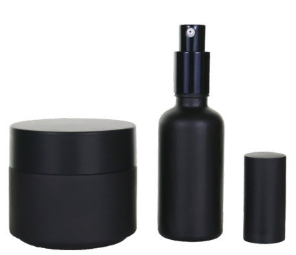 China skincare jar 20ml black jar and 30ml 50ml black bottle with matte black spray,30ml black bottle with matte black pump supplier