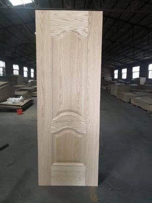 China Melamine door design/decorative bathroom doors/wood veneer door skin supplier