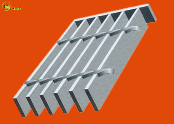 China Galvanized Welding Perforated Plank Steel Bridge Deck Grating Stair Treads supplier