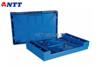 China 1 Cavity Injection Molded Parts Sprue Gate Blue Color PP Plastic Base Top supplier