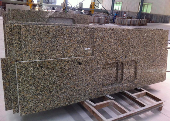China 100% Natural Granite Kitchen Countertops Bullnose Edge 2.75 G / Cm3 Density supplier