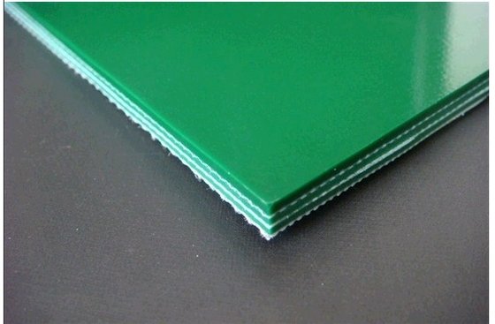 China PVC green conveyor belt  different thickness can be provide supplier