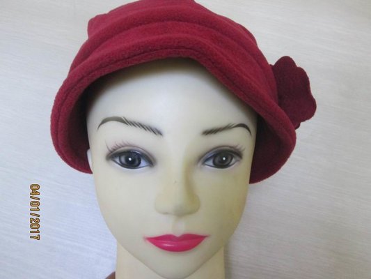 China Popular double layer  flleece hat--ladies--red color without lining supplier