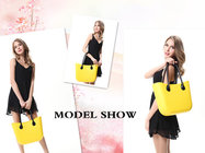 Professional Guangzhou Supplier Designer PU Fashion Stock Women  Beach Bag new silicone bag hot sell  bag tote bag