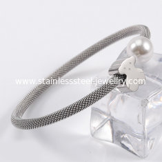 China Attractive Stainless Steel Charm Bangle , Custom Stainless Steel Bracelets With Pearl supplier
