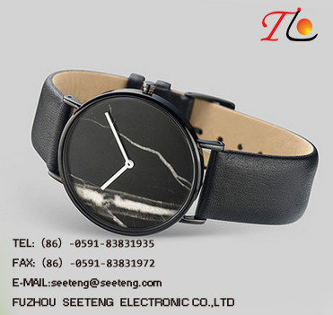China A unique dial design for men reisure and fashion wrist watch with pu leather band supplier