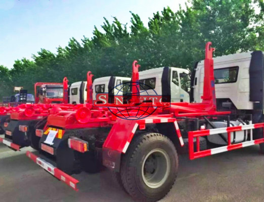 China Hooklift Hook Lift Bin Waste Collection Trucks 10 - 15 Tons Capacity 4x2 Driving Type supplier