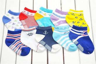 Good breathable knitted colorful design anti-bacterial terry cotton boys socks