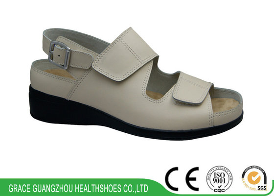 China Betsy Taupe Womens Wide Width Dress Sandal Therapeutic Footwear 9816709 supplier