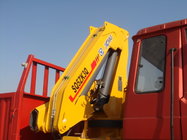 Durable Knuckle Boom Truck Mounted Crane 5T Lifting For Landscape Jobs