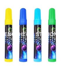 China dry and wet erase ink liquid chalk marke,water soluble fabric marker pen,air vanishing marker pen for clothing industry supplier