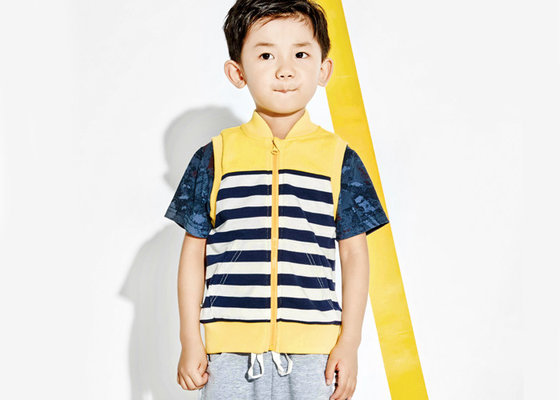 China 3 - 12 Year Old Boys Zip Up Hoodies , Trendy Kids Zipper Sweatshirts Kangroo Pocket supplier