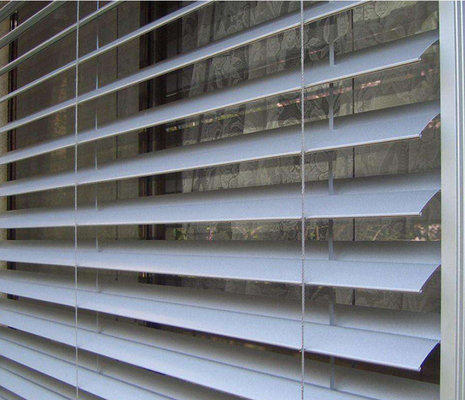 Blackout Outdoor Aluminum Venetian Blind for easy operation Customized