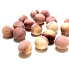 China Fresh Aromatic Cedar Balls For Wardrobe supplier