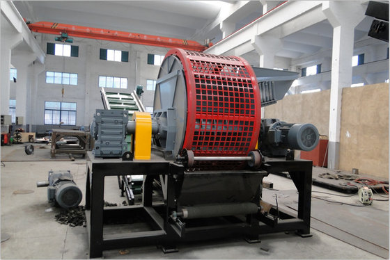 Exchangeable Blades Used Tire Shredder Tyre Shredding Equipment For Waste Tire Recycling Line
