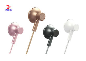 China Chinese supplier universal mobile phone wired earphone with mic handsfree Impedance:32Ω±20％ Sensitivty:108±3dB supplier