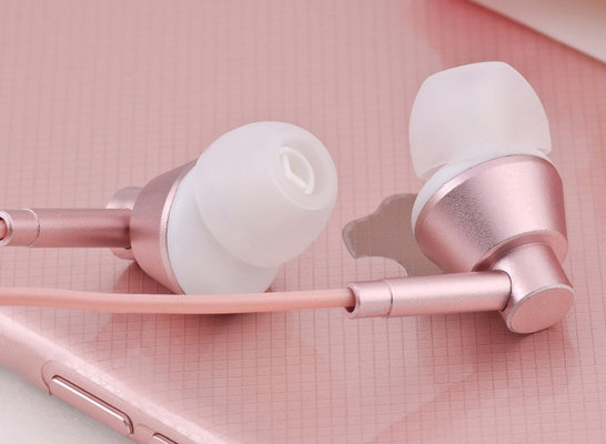 Wholesale design oem premium hands free wired earphone Sensitivty:108±3dB at 1KHz,6mW supplier