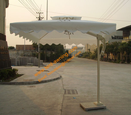 China Waterproof UV Protection  Side Post Aluminum Patio Garden Outdoor Umbrella supplier