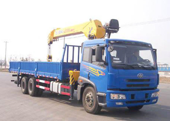 China Construction Lifting Equipment Telescopic Truck Mounted Crane With CE supplier
